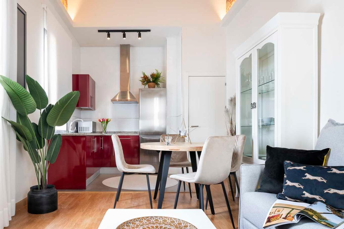 Apartamento Familiar Nuevo De Diseno En La Mejor Zona De Triana, Parking Included Sewilla Zewnętrze zdjęcie